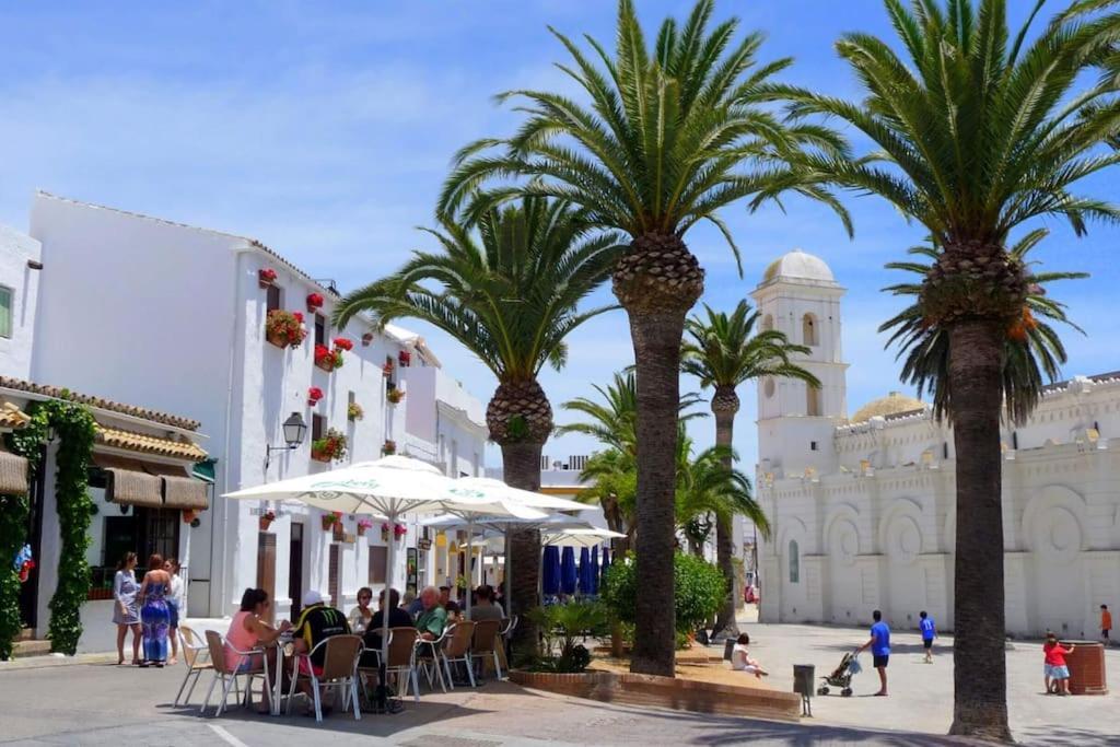 Espectacular Casa Muy Luminosa Con Azotea Apartment Conil De La Frontera Bagian luar foto
